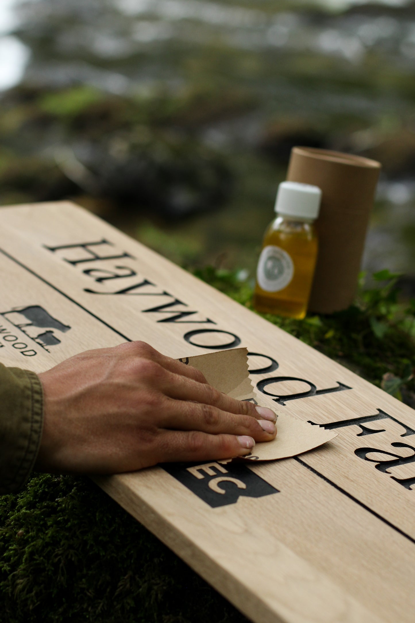 Oil & Maintenance Kit – Outdoor Wooden Sign Care Kit for Longevity
