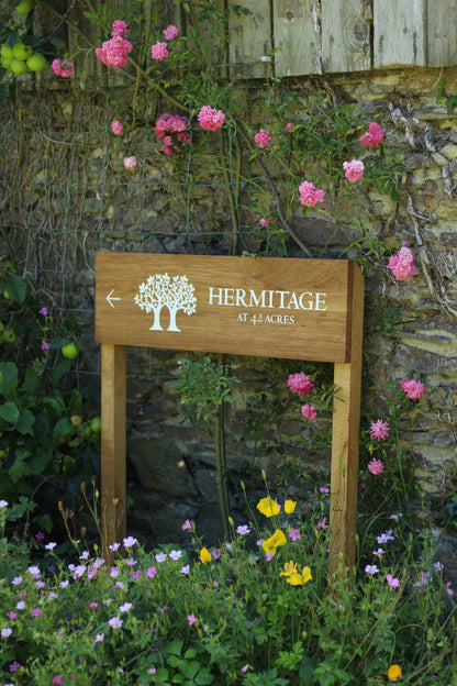 Wide Plank Free-Standing Sign
