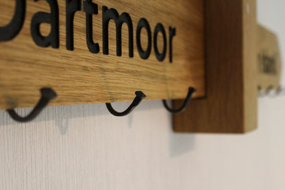 Double Directional Footpath Coat Rack