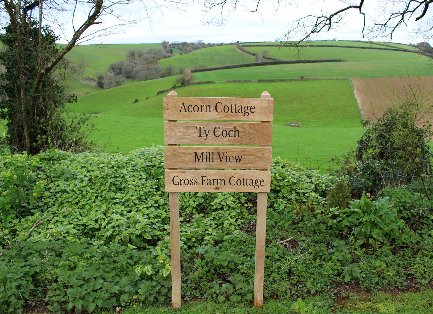 Ladder Tiered Wide Slatted Wooden Sign