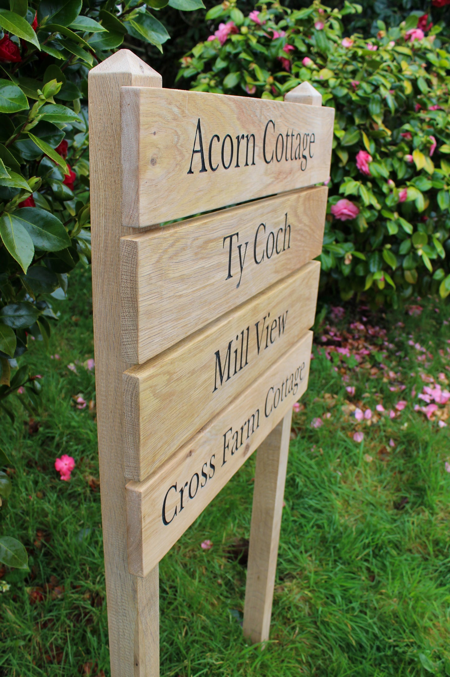 Ladder Tiered Wide Slatted Wooden Sign