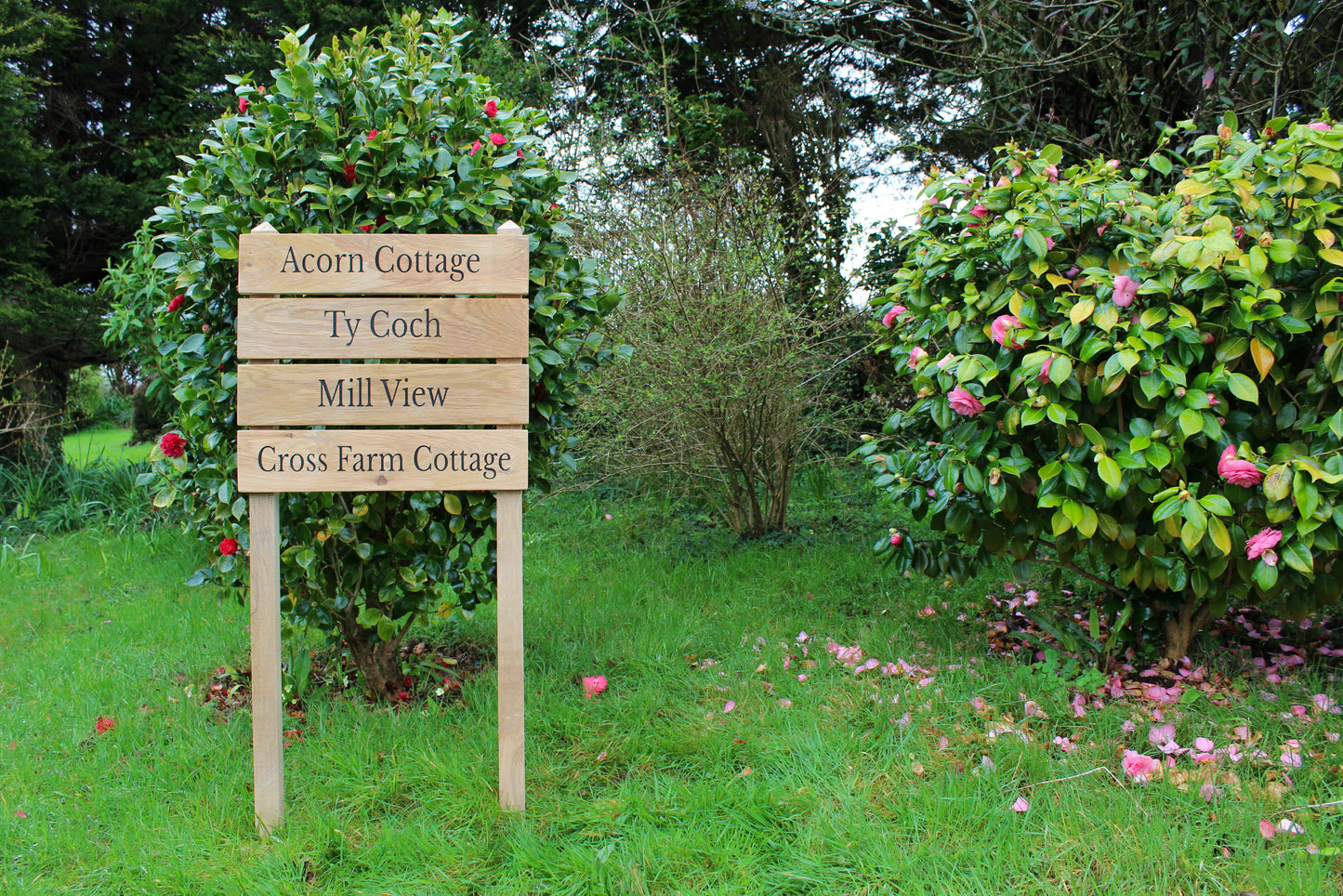 Ladder Tiered Wide Slatted Wooden Sign