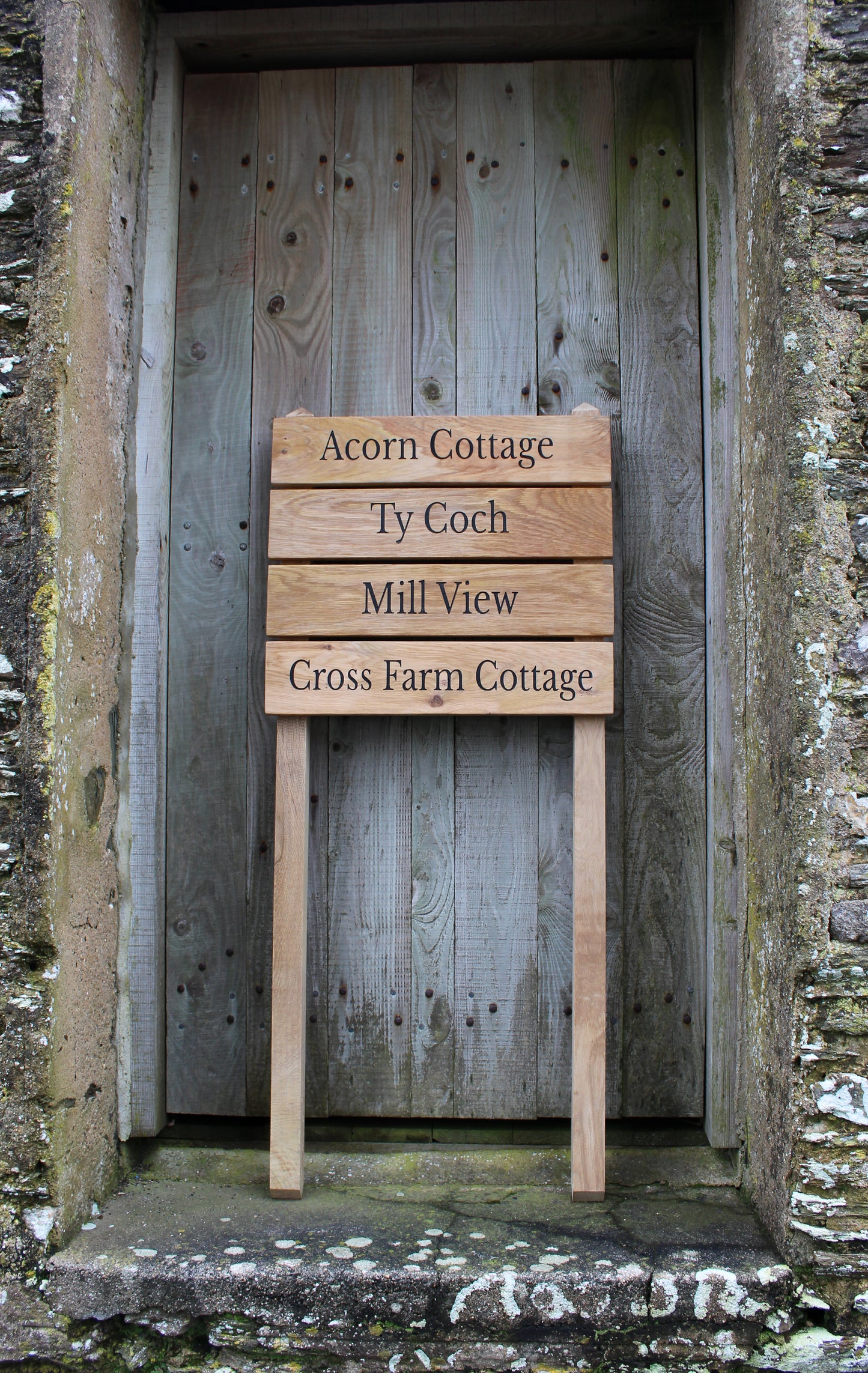 Ladder Tiered Wide Slatted Wooden Sign