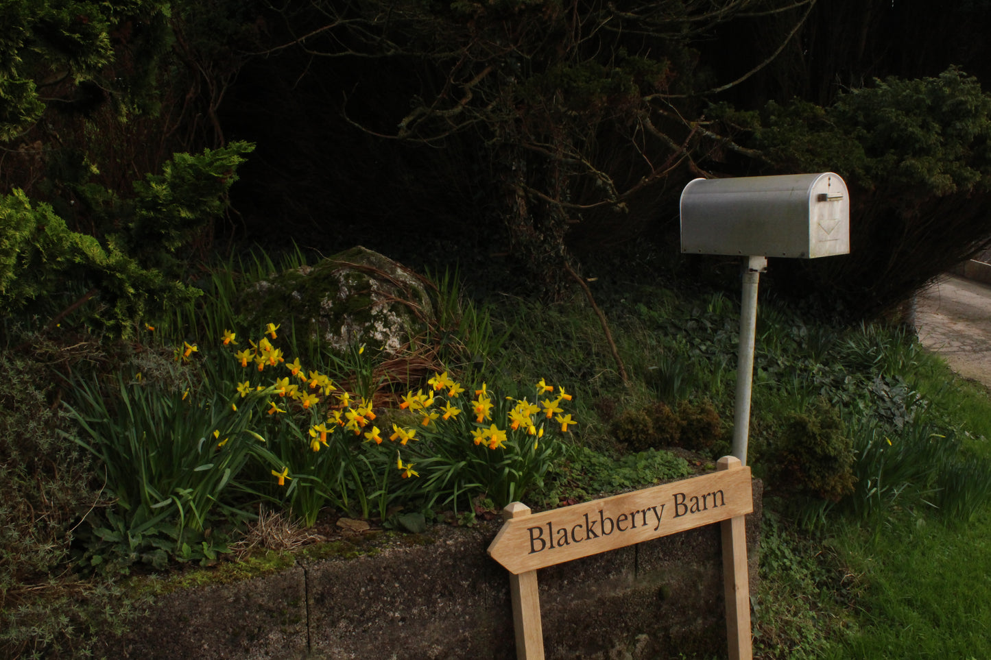 Directional Free-Standing House Signs