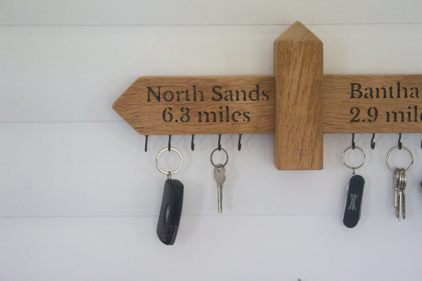 Personalised Rustic Style Wooden Key Hanger/Organiser