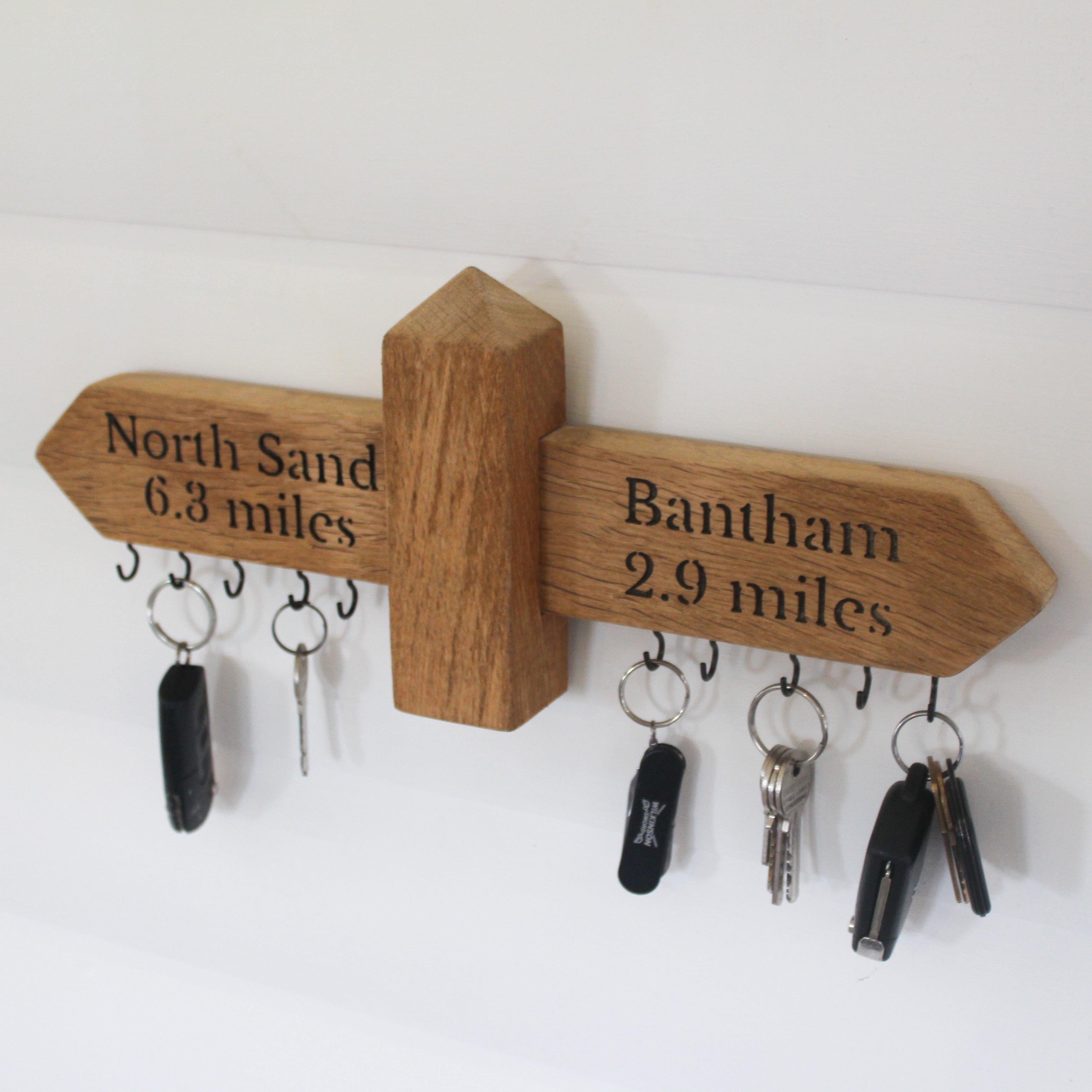 Personalised Rustic Style Wooden Key Hanger/Organiser – Grain Designs